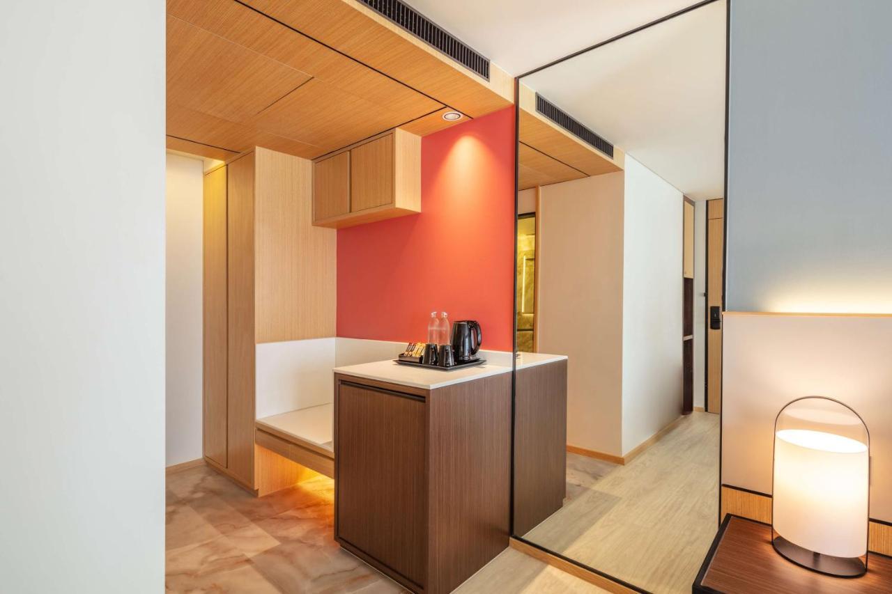 Best Western Click Sathorn 11 Bangkok Exteriör bild