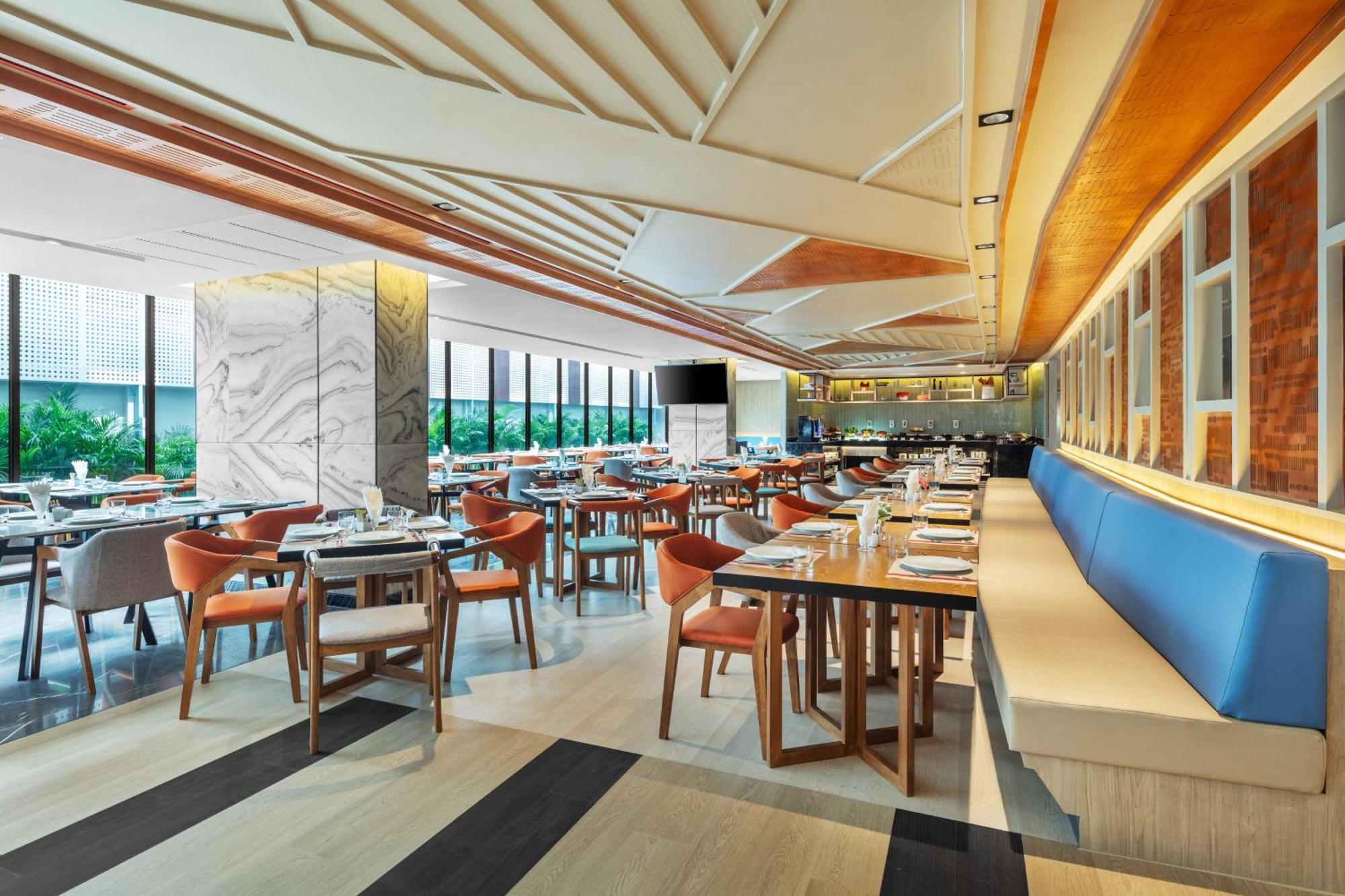 Best Western Click Sathorn 11 Bangkok Exteriör bild