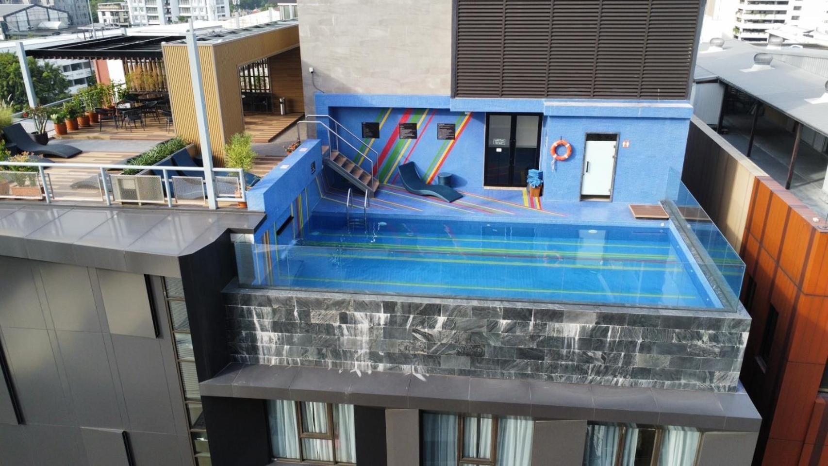 Best Western Click Sathorn 11 Bangkok Exteriör bild
